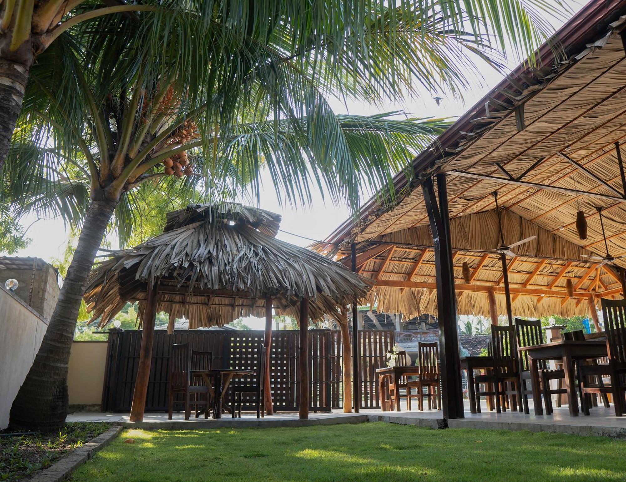Sunrise Cabanas Arugam Bay Buitenkant foto